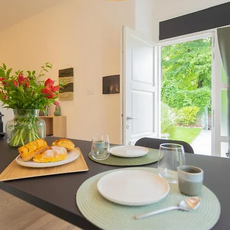 Enchanted - By Rent Appartement