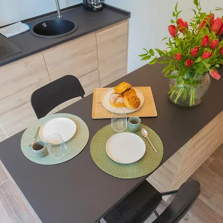 Enchanted - By Rent Apartment Tremezzo