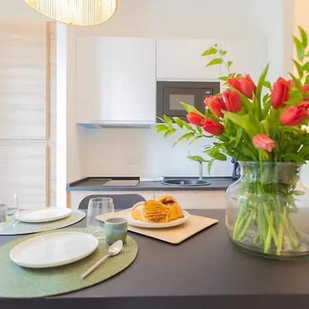 Enchanted - By Rent Apartment *