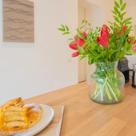 Enchanted - By Rent Apartment Tremezzo
