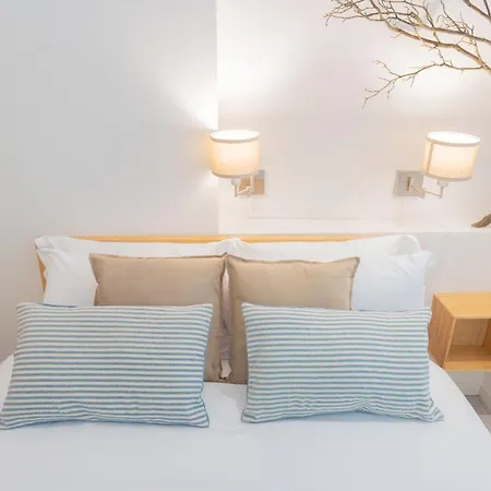 Enchanted - By Rent Apartman *